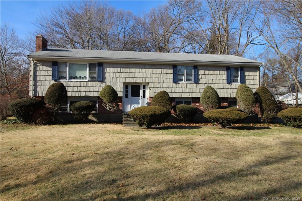 37 Rolling Ridge Road, Orange, Connecticut 06477 MLS 170287662