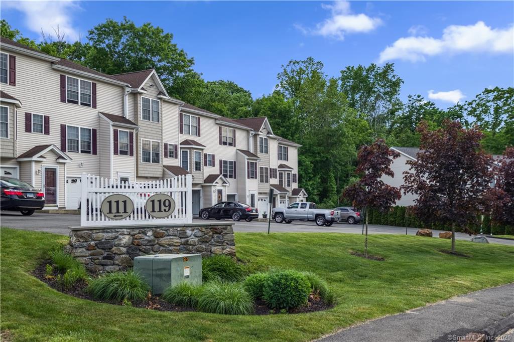 119 Taft Pointe Unit 4, Waterbury, Connecticut 06708 MLS 170299988