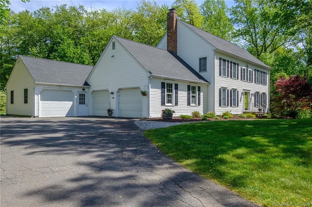 32 Platt Drive, Prospect, Connecticut 06712 MLS 170300025 Regency