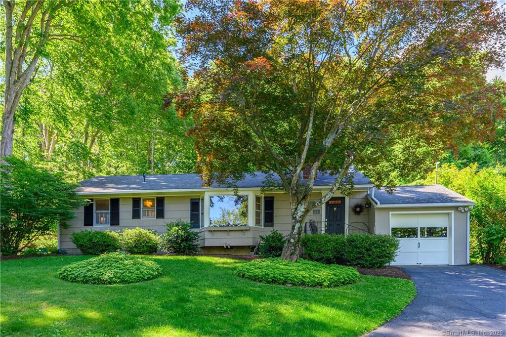 50 Taunton Lake Road, Newtown, Connecticut 06470 MLS 170306028 Regency Real Estate