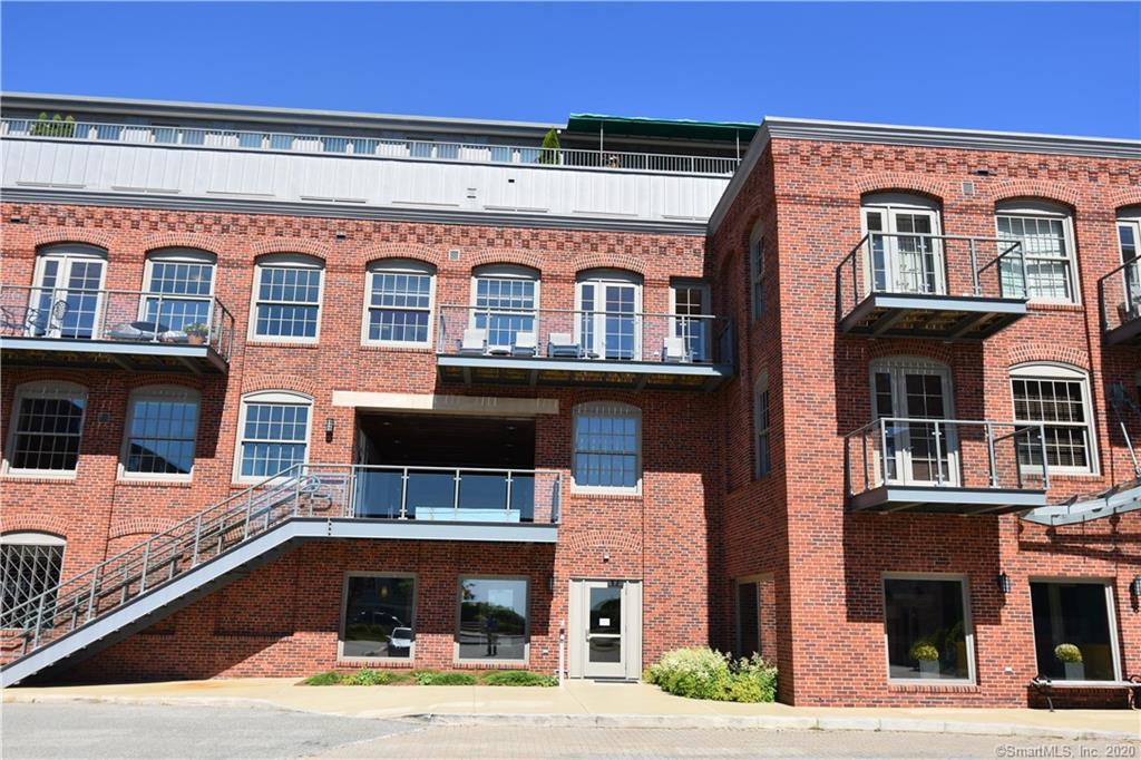 9 Stonington Commons Unit C3, Stonington, Connecticut 06378 MLS