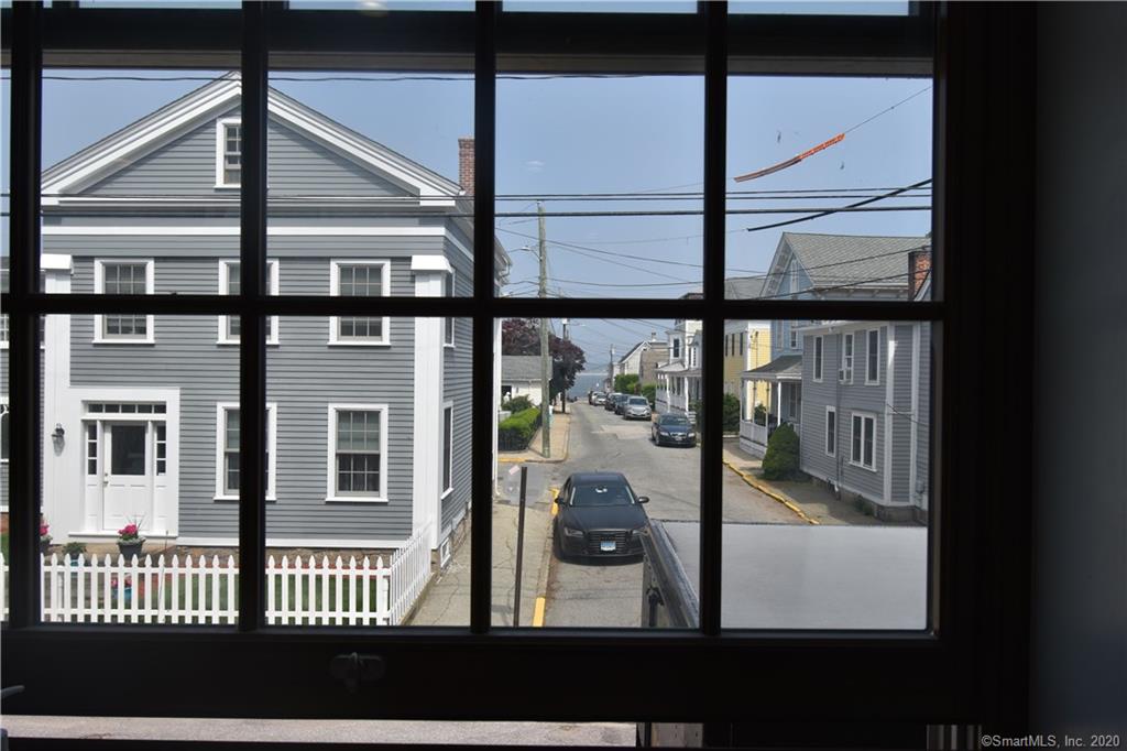 9 Stonington Commons Unit C3, Stonington, Connecticut 06378 MLS