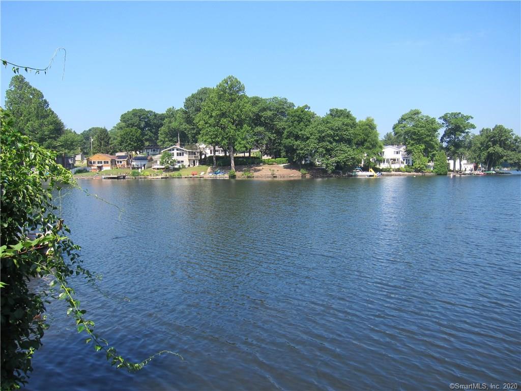 8 Dixie Avenue, Wolcott, Connecticut 06716 MLS 170312912 Regency