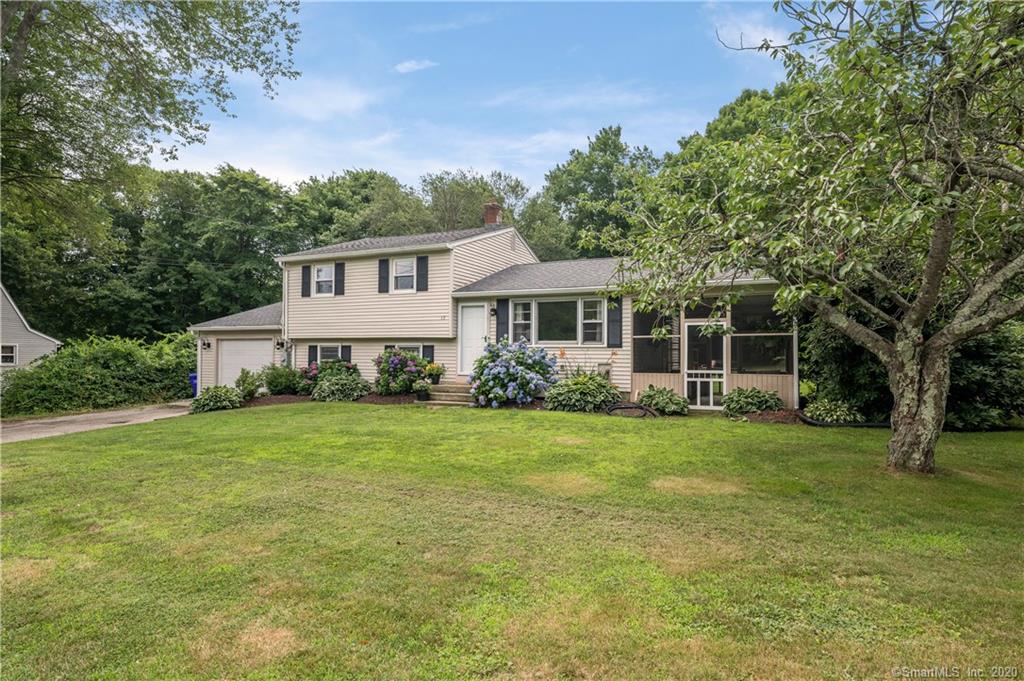 17 Whitewood Road, Clinton, Connecticut 06413 MLS 170314300