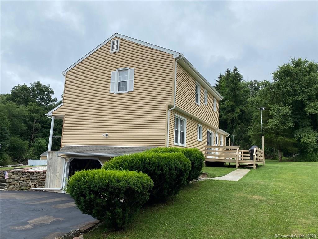 83 Woodlawn Road, Monroe, Connecticut 06468 MLS 170315603 Regency