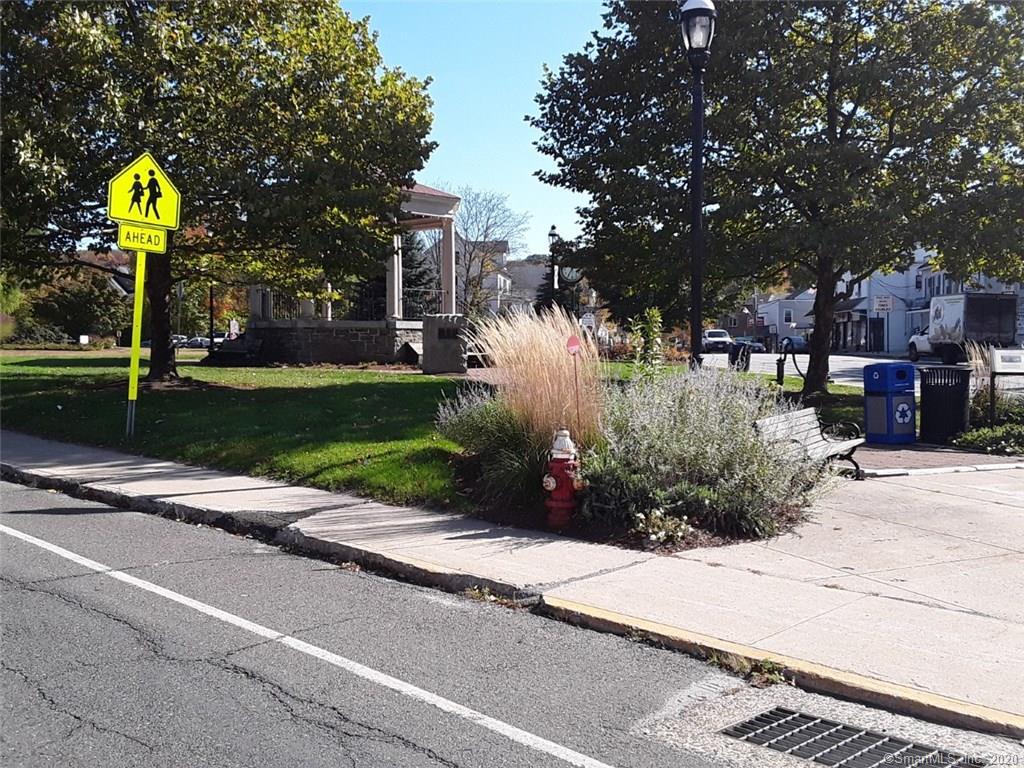 34 Main Street, Thomaston, Connecticut 06787 MLS 170315668 Regency