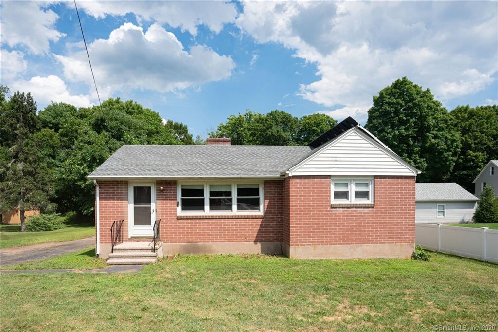 17 New Road, Hamden, Connecticut 06518 MLS 170320673 Regency Real