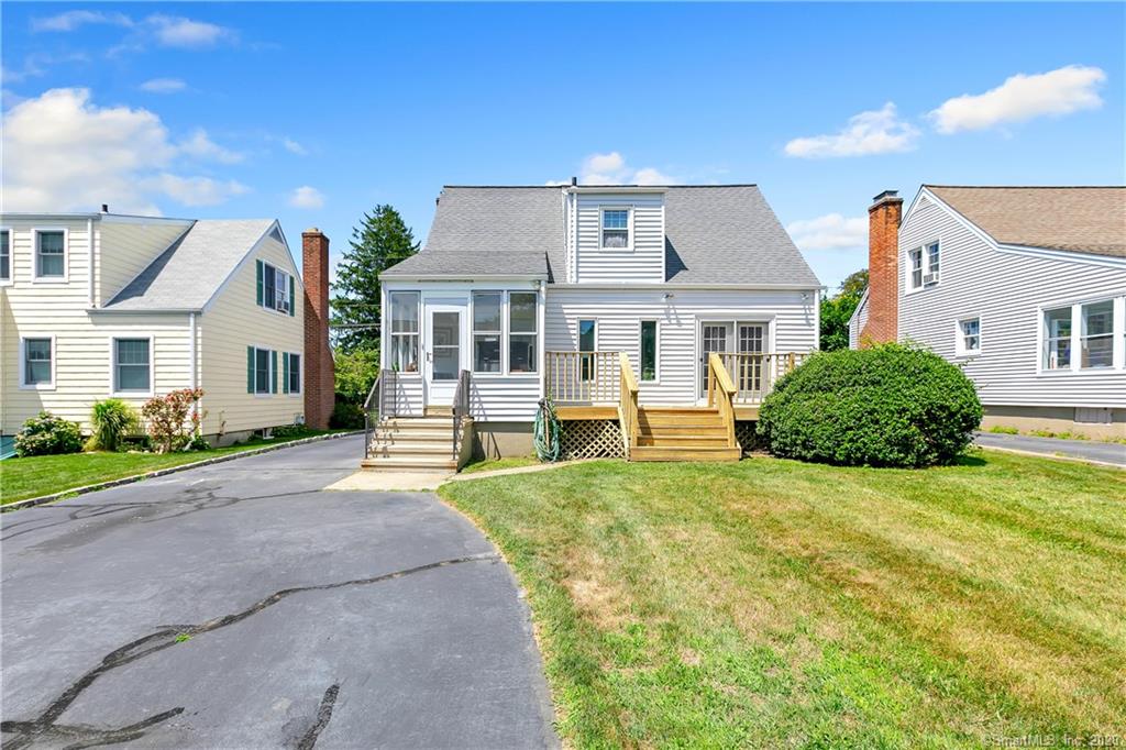 216 1st Avenue, Stratford, Connecticut 06615 MLS 170321023 Regency