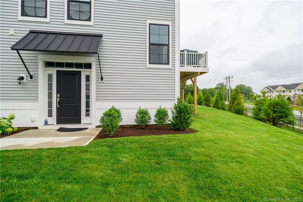 185 Brentwood Circle Unit 185, Danbury, Connecticut 06810 MLS