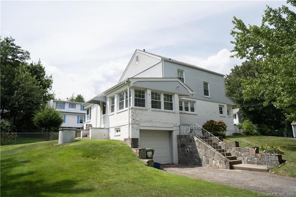 25 Beech Street, Trumbull, Connecticut 06611 MLS 170326030 Regency