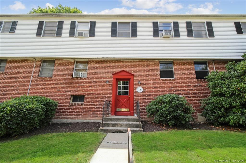 43 Fairview Drive Unit 4, Danbury, Connecticut 06810 MLS 170327511 Regency Real Estate