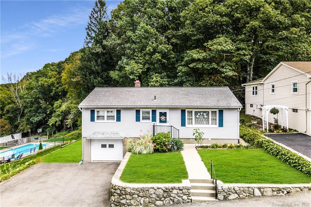 43 Peach Orchard Road, Waterbury, Connecticut 06706 MLS 170345139