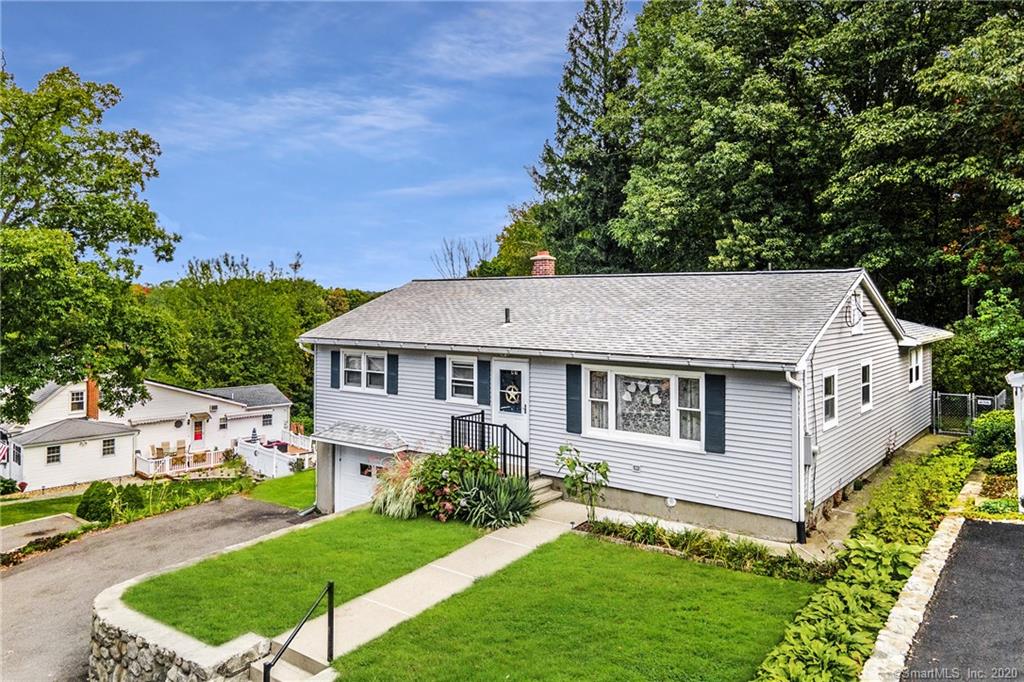 43 Peach Orchard Road, Waterbury, Connecticut 06706 MLS 170345139