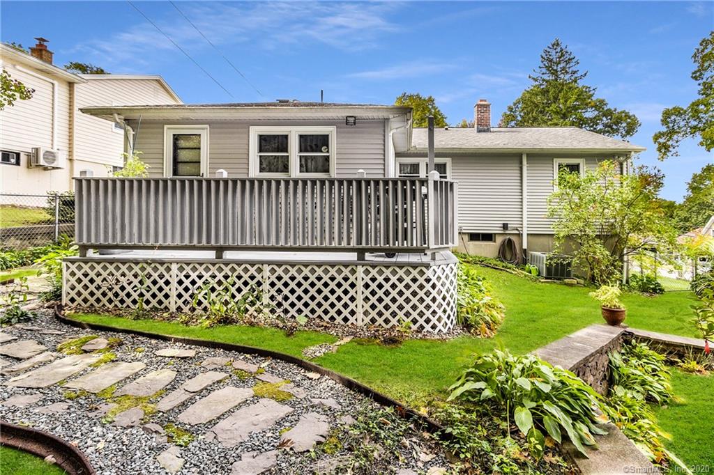 43 Peach Orchard Road, Waterbury, Connecticut 06706 MLS 170345139