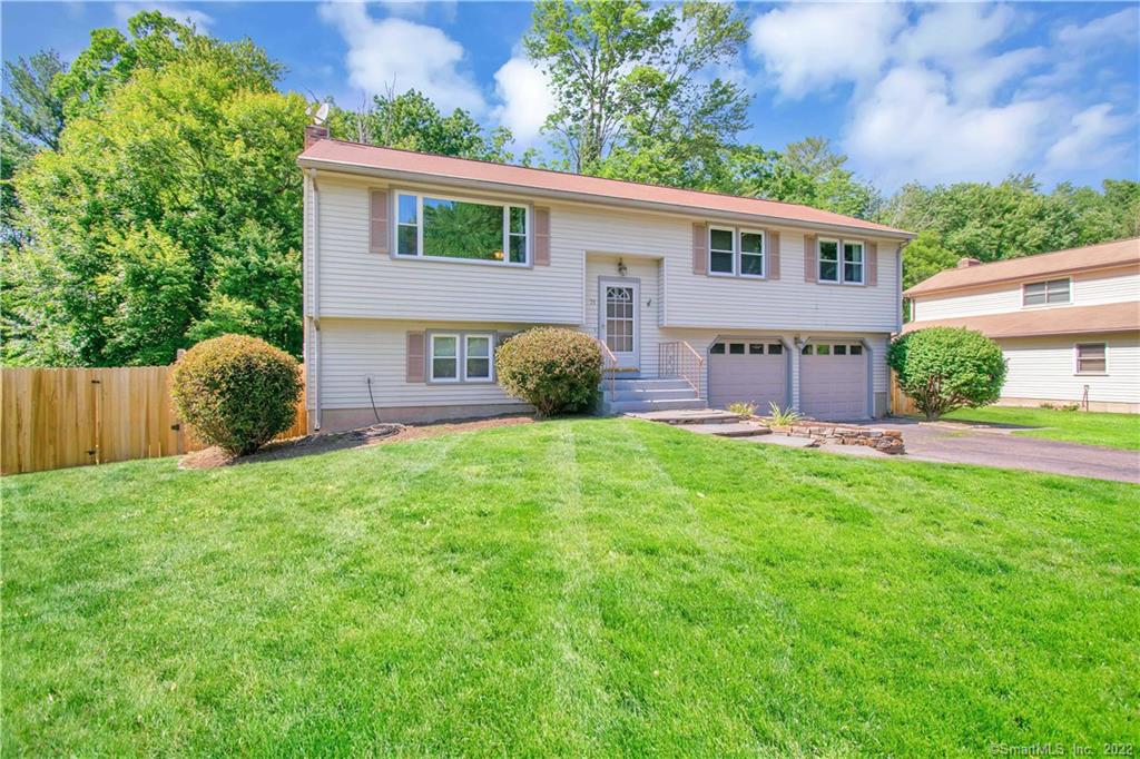 71 Pepperbush Way, Windsor, Connecticut 06095 MLS 170501530 Regency Real Estate