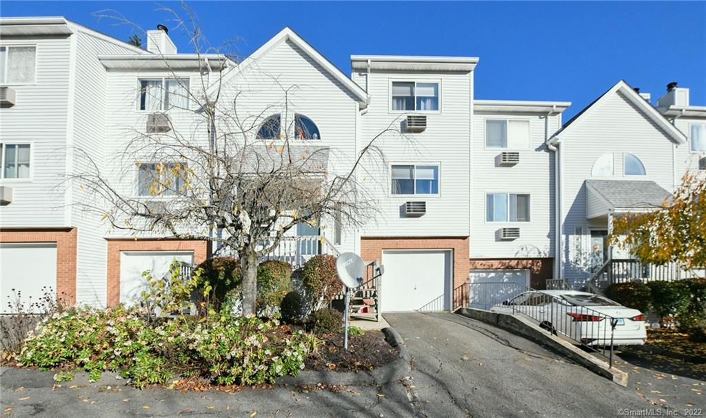 925 Oronoke Road Unit 36D, Waterbury, Connecticut 06708 170530305